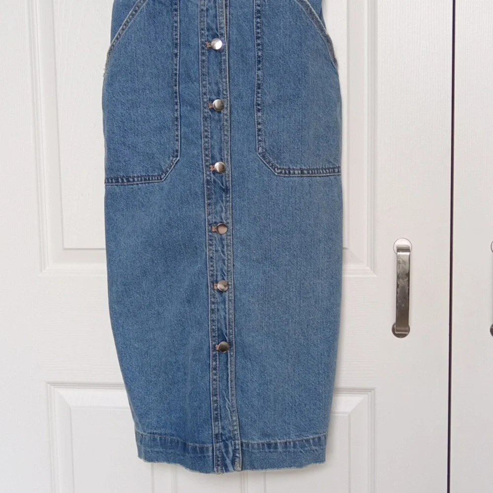 Like-New Ptp15" H&M Blue Denim Button Down Dress - Picture 8 of 16